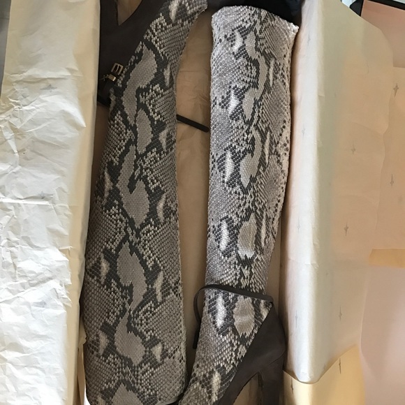 Cesare Paciotti Women's python boots, size 10 - Picture 5 of 8